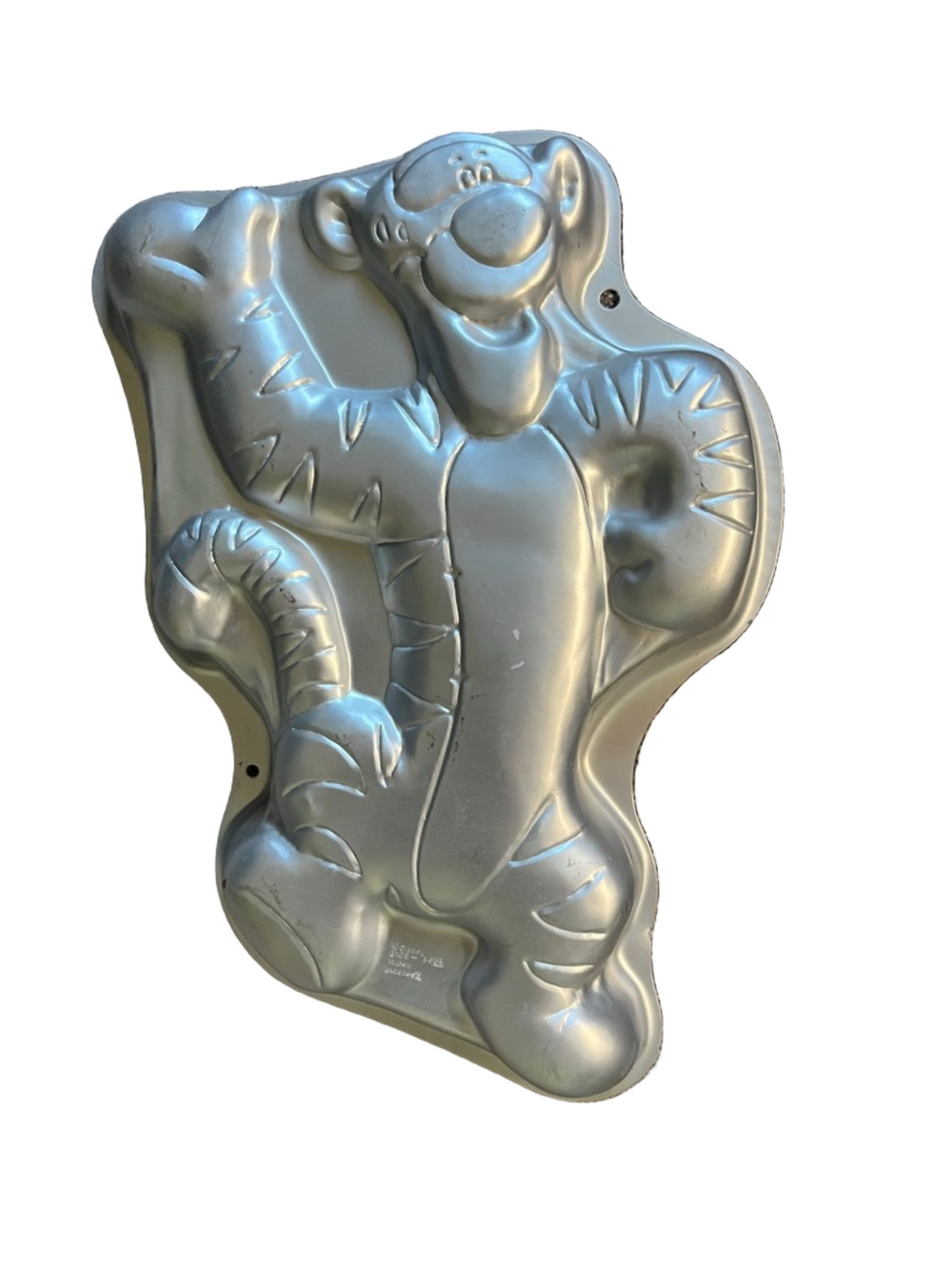 VTG Wilton Cake Pan Walt Disney Tigger Full Body 1998 Winnie the Pooh 2105-3001